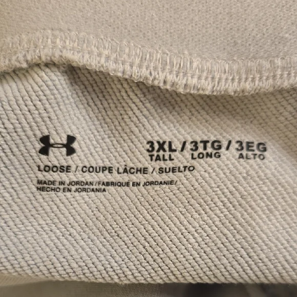 Under Armour Women's Light Gray Active Pantsuit - Picture 2 of 15